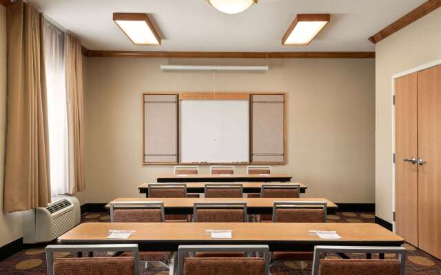 Hawthorn Extended Stay by Wyndham Decatur