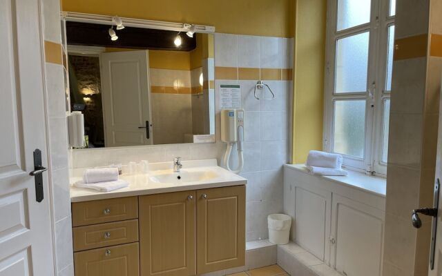 Hotel Restaurant le grand monarque