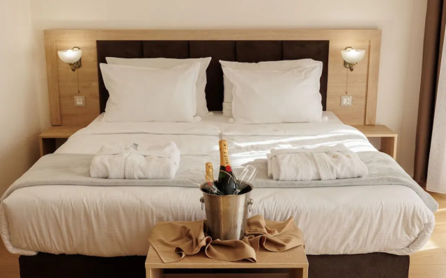 Green Wood Hotel & SPA