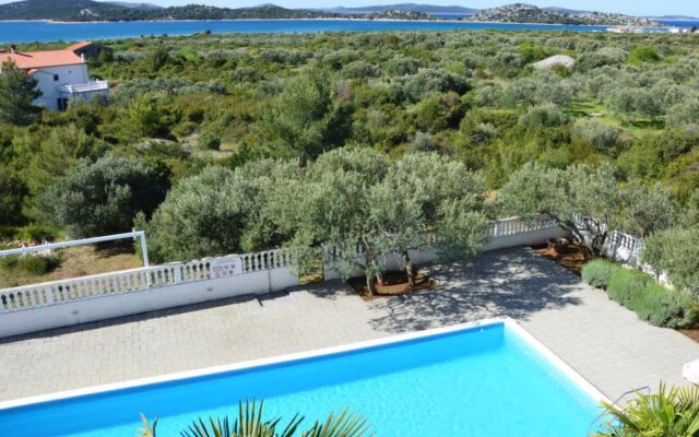 Apartment Rina Paros 22746