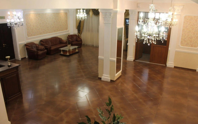 Hotel Kavkaz