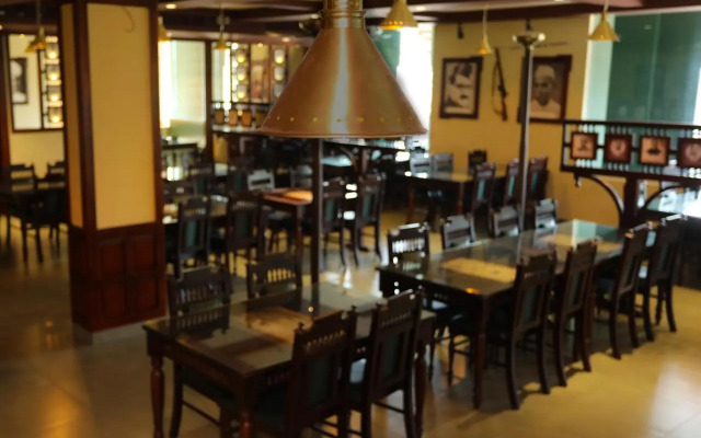 Le Adams Kochi Infopark