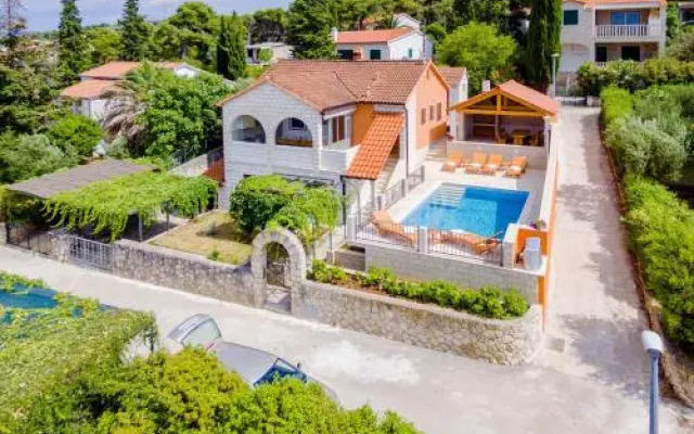 Holiday Home Villa Frančeska