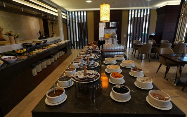 Safir Hotel