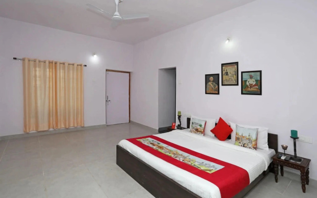 OYO 10298 Home near Sukhadia Circle