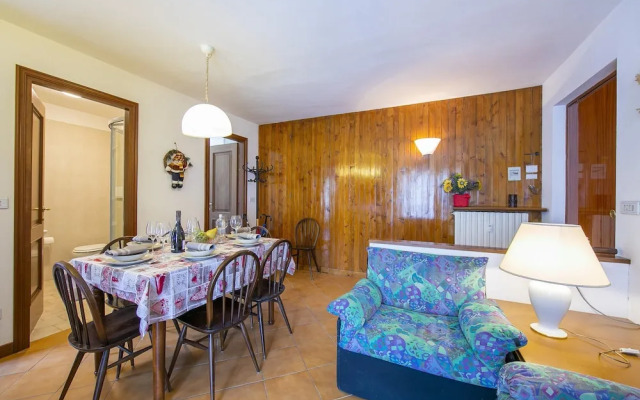 Bram La Fam 32 few Steps From Skiing