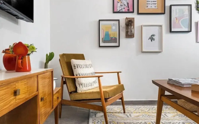Urban Luxe Apartment - Central TLV