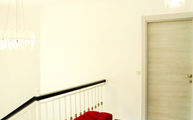 Remarkable Private 4-bed Villa in Dalyan With Pool
