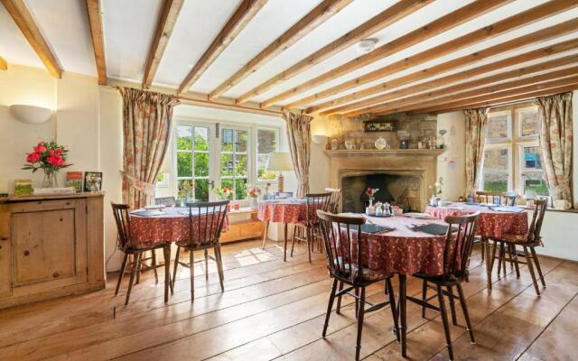 Guiting Guest House