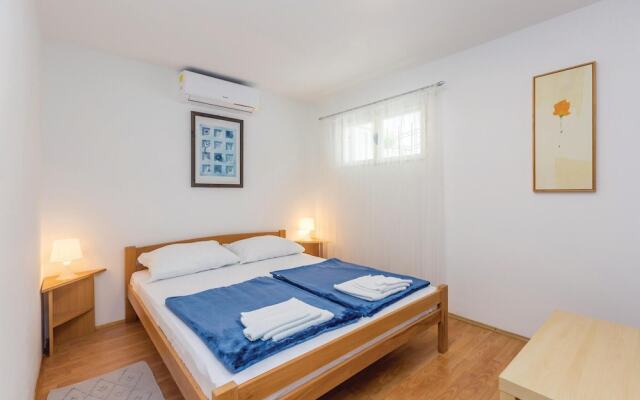 Nice Home in Krk With Wifi and 1 Bedrooms