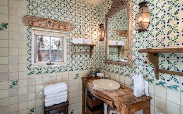 El Nido Lane Tesuque by Vtrips