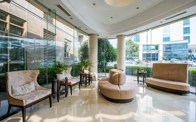 SZZD Crown Serviced Apartment