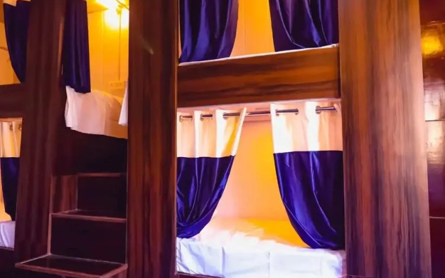 Viktoria's Hostel