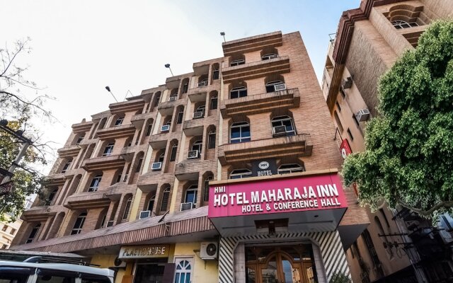OYO 11732 Maharaja Inn