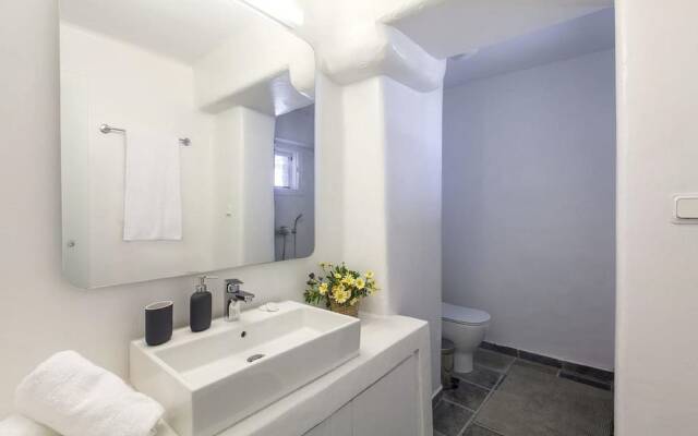 Mykonos Villas by Stylish Stays