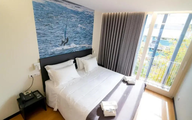 Flag Design Hotel