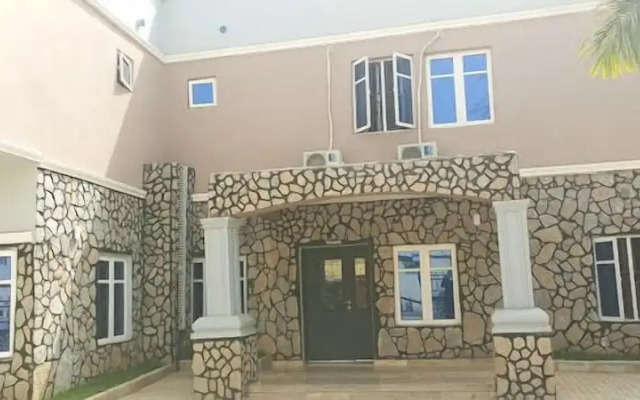 Westend Suites