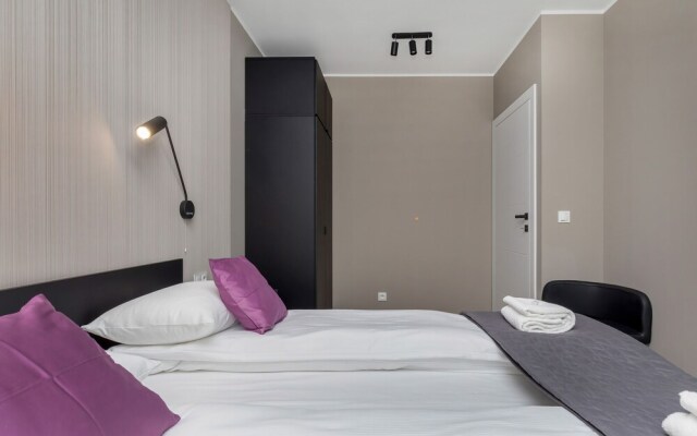 Modern Apartments City Center by Renters