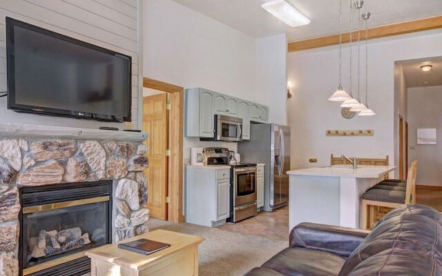 5983 Hidden River Lodge 3 Bedroom Condo by RedAwning