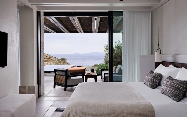 Odera, Tinos, Autograph Collection