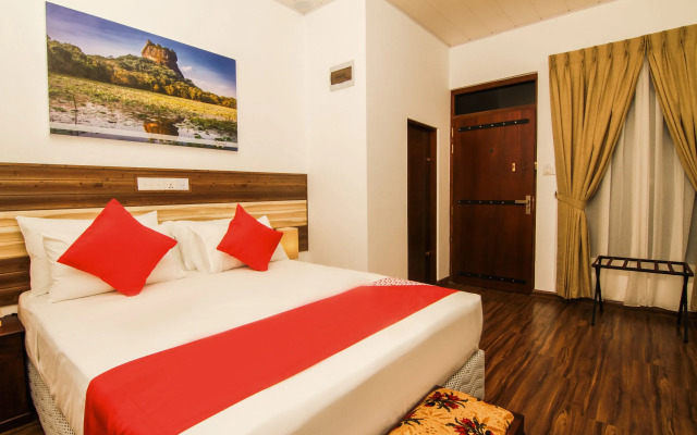 OYO 124 Clove Transit Hotel