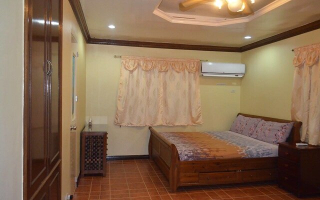 Kim Beatriz Compound