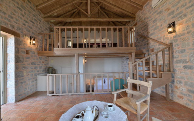 Akrolithi Guesthouse