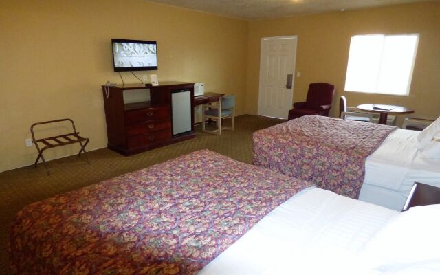 Economy Inn & Suites
