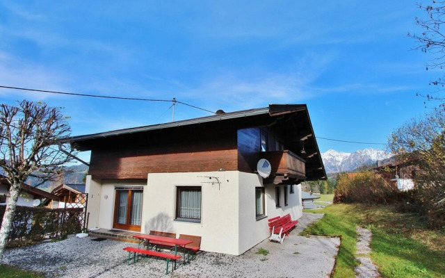 Tranquil Holiday Home in Fieberbrunn Tyrol With Garden