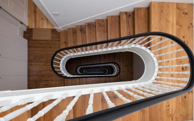 LovelyStay - Martires Boutique Flat