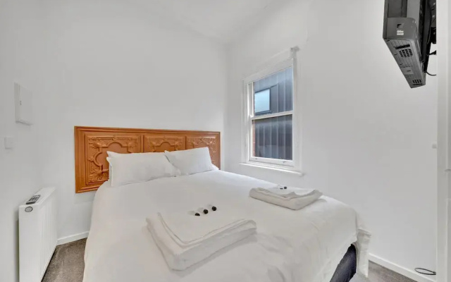 113 Hoddle