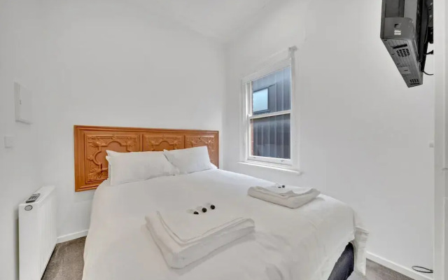113 Hoddle
