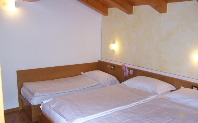 Alpen Hotel Rabbi