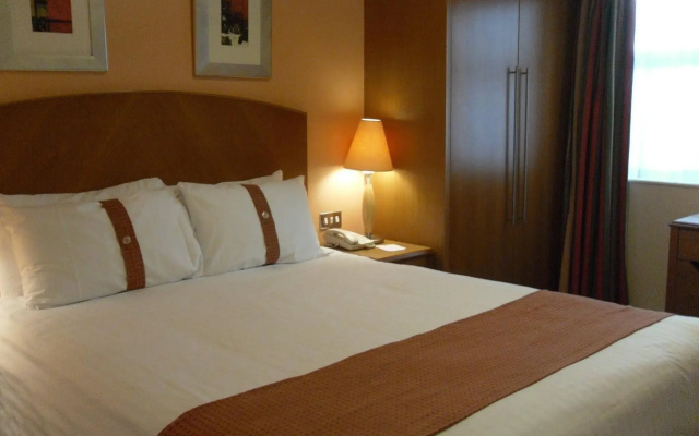 Holiday Inn Manchester West by IHG