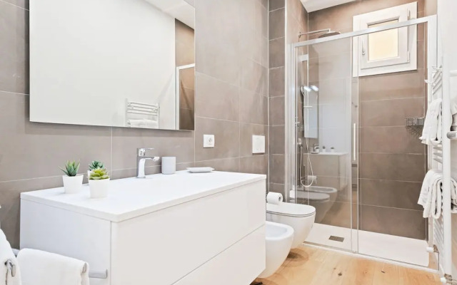 Due Torri Elegant Mini House