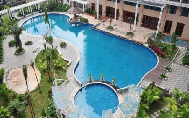 Zhujiang Crystal Hotel
