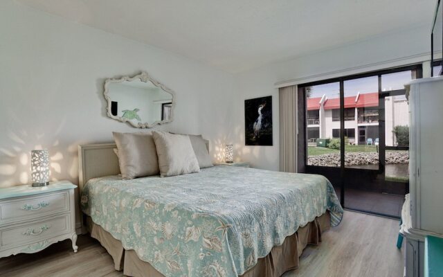 Runaway Bay 122 - 1715310