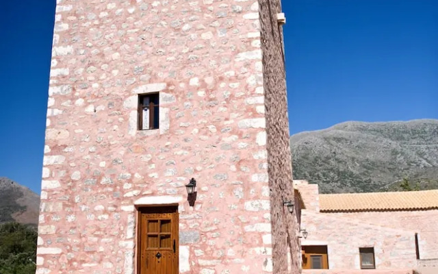 Arapakis Historic Castle