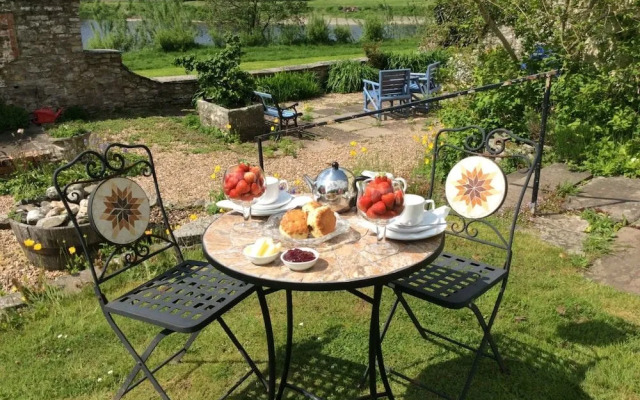 Aberllynfi Riverside Guesthouse