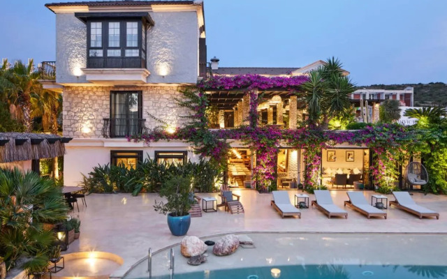 Alacati Port Ladera Hotel - Adults Only