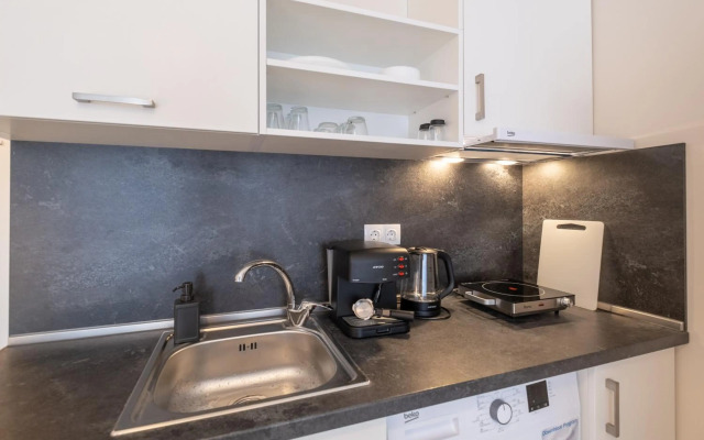 Sunny Dream Apartments