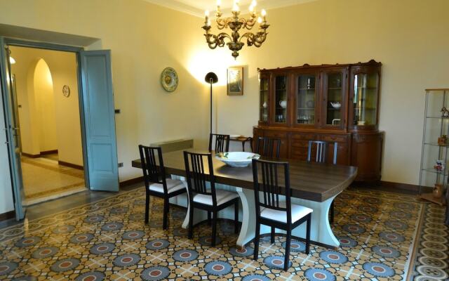 Belvilla by OYO Total Nisa