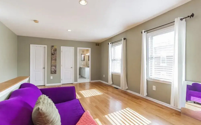917 S 8th St. · Stylish 3 bedroom home in Bella Vista