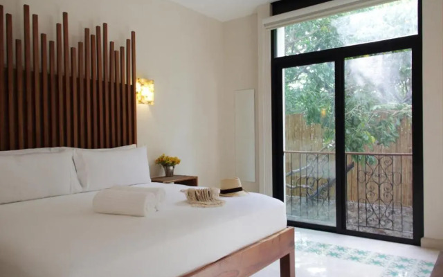 TreeHouse Boutique Hotel - Adults Only