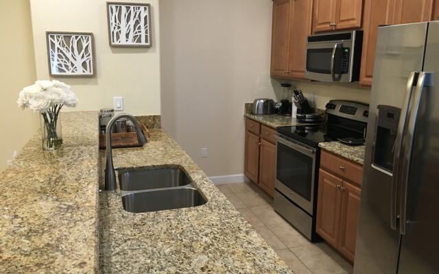 Paradise Palms Resort by DWS Vacation Villas