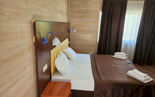 Лазурь (Цандрипш)