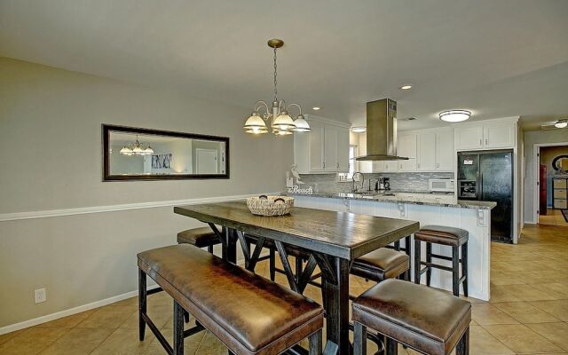Belle Isle - 5 Br Home