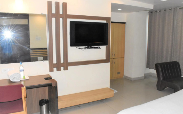 OYO 7239 Hotel Aditya