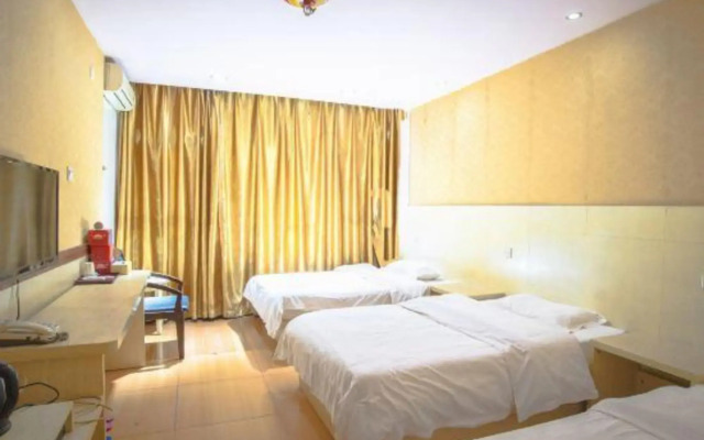 Hongqi Hostel