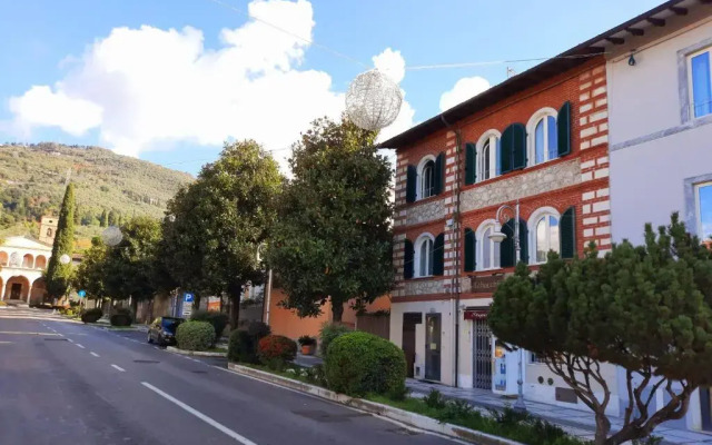 Art Hotel Pietrasanta